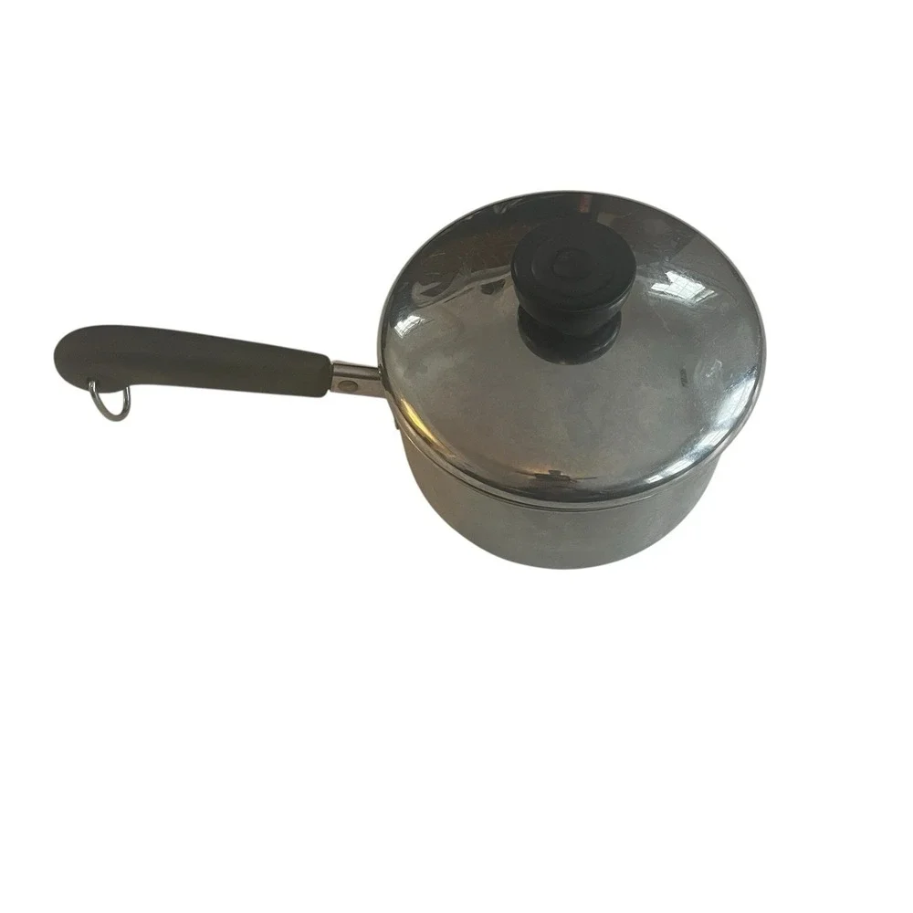 Revere Ware 1 Quart Sauce Pan Pot with lid Clinton Illinois 93d‎ USA